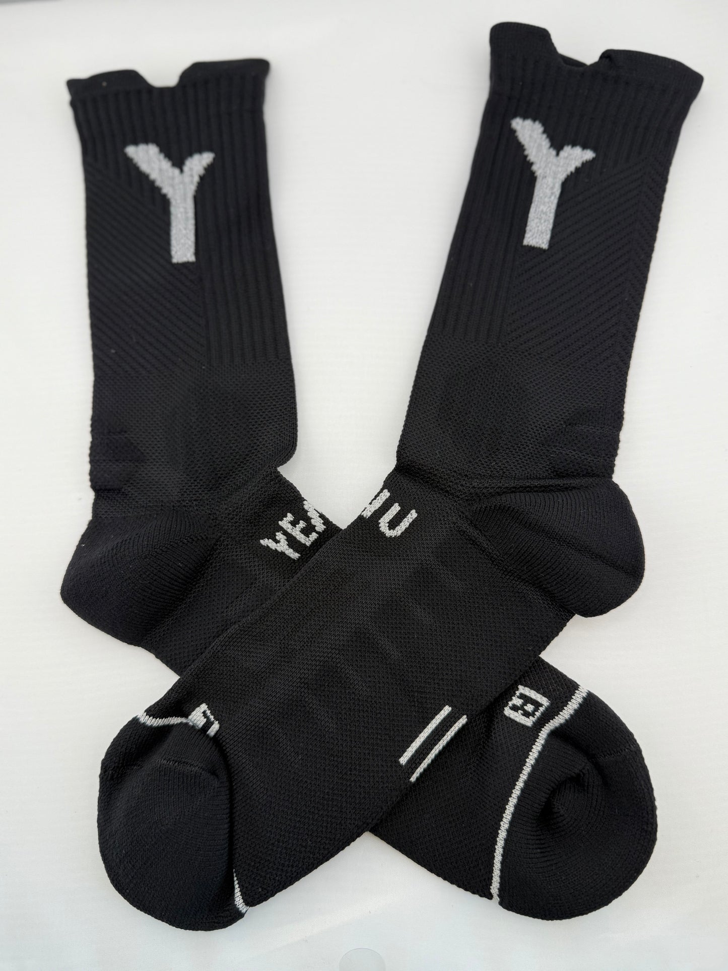 Y tech performance socks (3M reflective)